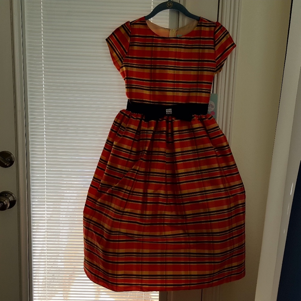 Tafetta dress in Christmas plaid